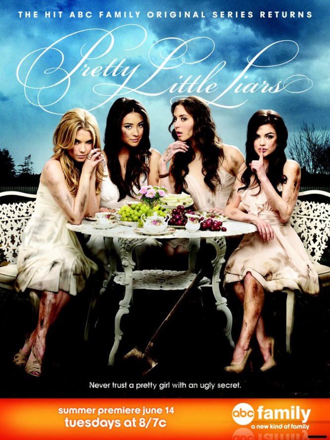 Pretty Little Liars Pretty Little Liars - affiche promo saison 2