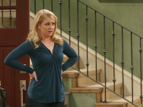 Melissa & Joey sitcom