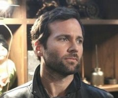 Eion Bailey