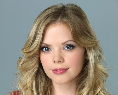Dreama Walker