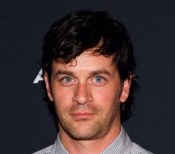 Tom Everett Scott