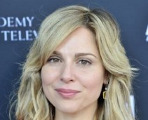 Cara Buono