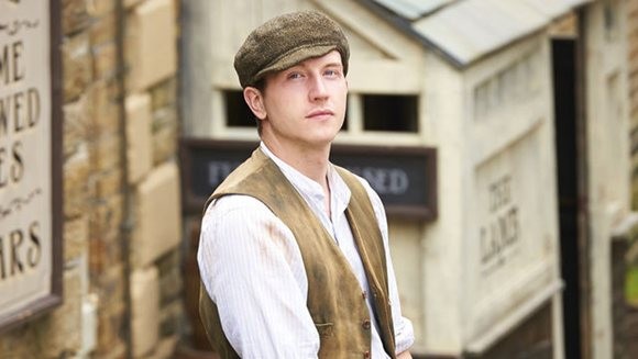 The Village saison 2 - BBC One