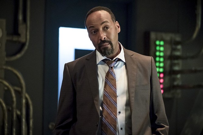 Jesse L Martin